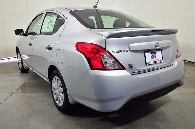 New 2017 Nissan Versa 1.6 SV 4D Sedan In Las Vegas #37357 | United Nissan